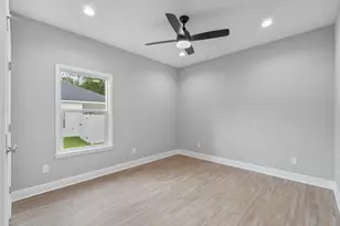 1427 Madelyn Wds Dr, Pensacola, FL 32506 - Photo 25