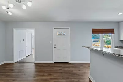 145 W Terry Circle W, Mary Esther, FL 32569 - Photo 5