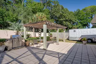 2002 Kildare Cir, Niceville, FL 32578 - Photo 25