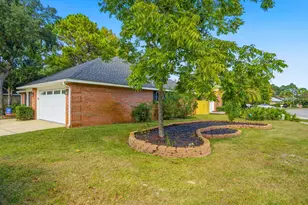 3879 Mesa Rd, Destin, FL 32541 - Photo 3