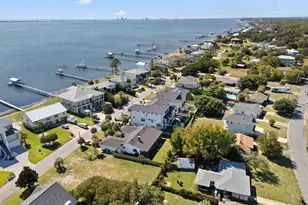 3348 Edgewater Dr, Gulf Breeze, FL 32563 - Photo 59