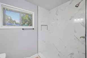 9 NW Highland Dr NW, Fort Walton Beach, FL 32548 - Photo 13