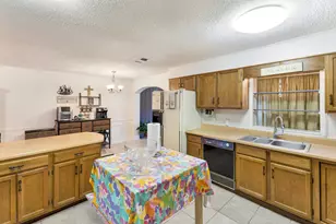 176 Bourbon St, Freeport, FL 32439 - Photo 15