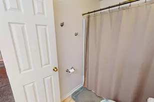 2293 Estate Cir, Navarre, FL 32566 - Photo 29