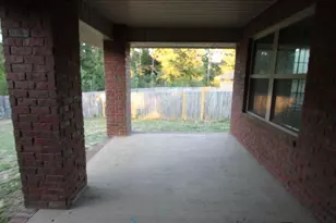 149 Strike Eagle Dr, Crestview, FL 32536 - Photo 3