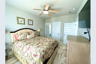 1422 Seaside Circle, Navarre, FL 32566 - Photo 15