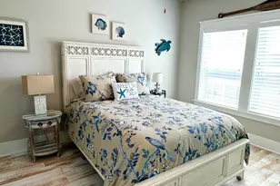 1422 Seaside Cir, Navarre, FL 32566 - Photo 11