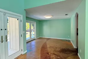 255 Ridge Lake Rd, Crestview, FL 32536 - Photo 9