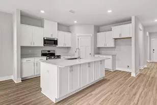 2504 Rutgers Rd, Crestview, FL 32536 - Photo 9