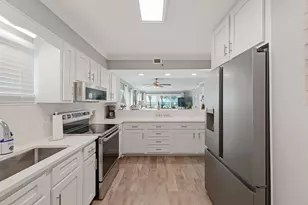 1114 Santa Rosa Blvd, Fort Walton Beach, FL 32548 - Photo 7