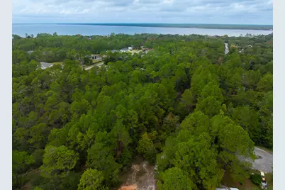 2960 Sherwood Drive, Navarre, FL 32566 - Photo 3