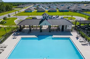 435 Scarborough St, Crestview, FL 32539 - Photo 37