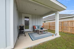 435 Scarborough St, Crestview, FL 32539 - Photo 29