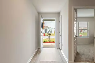 435 Scarborough St, Crestview, FL 32539 - Photo 5