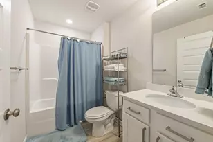 435 Scarborough St, Crestview, FL 32539 - Photo 27