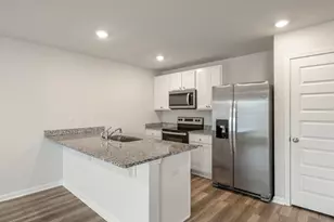 932 Sandbar Loop, Crestview, FL 32539 - Photo 11