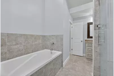 4670 Chanteuse Parkway, Crestview, FL 32539 - Photo 35