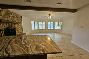 311 E Glen Ave E, Valparaiso, FL 32580 - Photo 9