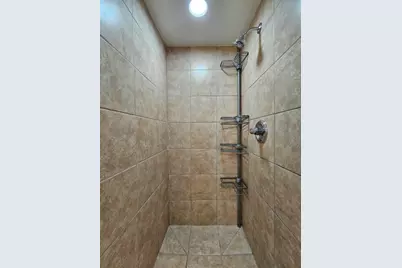 311 E Glen Avenue E, Valparaiso, FL 32580 - Photo 13