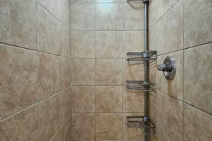 311 E Glen Ave E, Valparaiso, FL 32580 - Photo 13