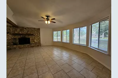 311 E Glen Avenue E, Valparaiso, FL 32580 - Photo 7