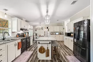 4318 Crystal Lake Dr, Chipley, FL 32428 - Photo 11