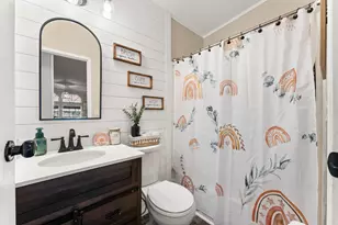 4318 Crystal Lake Dr, Chipley, FL 32428 - Photo 19