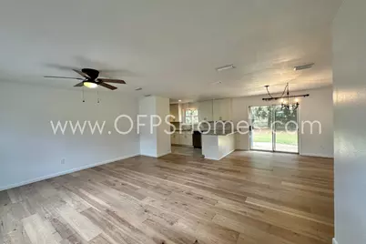 309 Pontevedra Lane, Niceville, FL 32578 - Photo 5