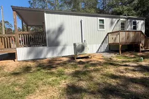 749 Brookside Dr, Defuniak Springs, FL 32433 - Photo 3