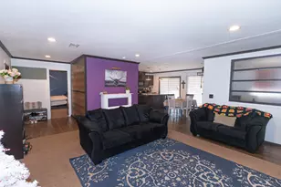 325 Majestic Blvd, Defuniak Springs, FL 32433 - Photo 3