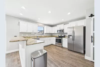 9403 Pouder Lane, Navarre, FL 32566 - Photo 5