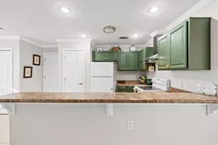 1640 Vecuna Cir, Panama City Beach, FL 32407 - Photo 19