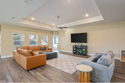 704 Quintana Street, Crestview, FL 32539 - Photo 9