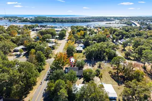 902 NW Nw Ave D NW, Carrabelle, FL 32322 - Photo 27