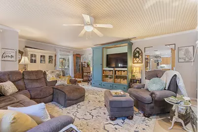 902 NW Nw Ave D NW, Carrabelle, FL 32322 - Photo 7