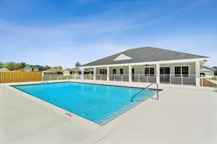 453 Riverwalk Cir, Freeport, FL 32439 - Photo 35