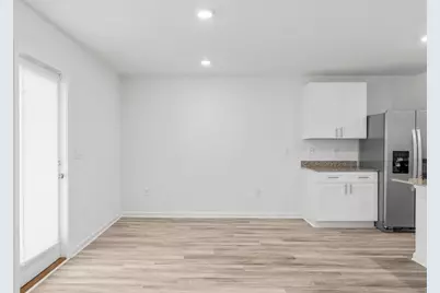 453 Riverwalk Circle, Freeport, FL 32439 - Photo 17