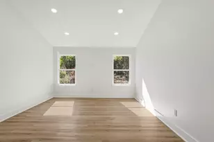 374 S 20th Street S, Defuniak Springs, FL 32435 - Photo 5