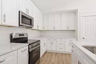 374 S 20th Street S, Defuniak Springs, FL 32435 - Photo 11