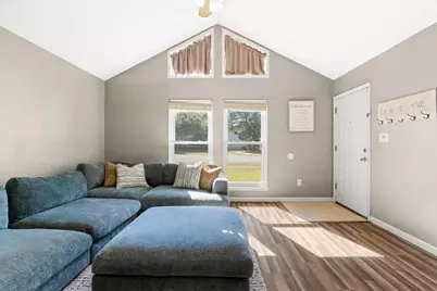 206 Seville Circle, Mary Esther, FL 32569 - Photo 7