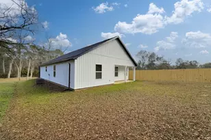 8090 3rd St, Laurel Hill, FL 32567 - Photo 29