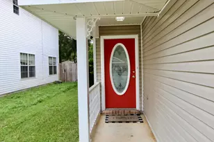 6218 Cottage Woods Dr, Milton, FL 32570 - Photo 3