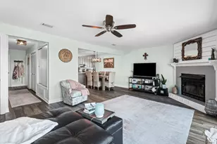 3240 Quiet Water Ln, Gulf Breeze, FL 32563 - Photo 7