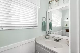 3240 Quiet Water Ln, Gulf Breeze, FL 32563 - Photo 23