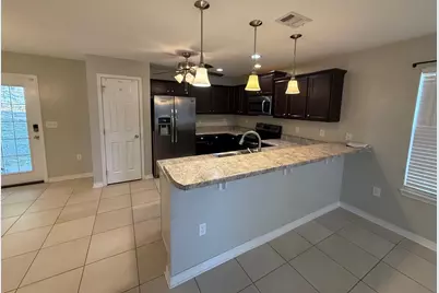 498 Eisenhower Drive, Crestview, FL 32539 - Photo 3