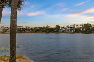 118 Carillon Market St, Panama City Beach, FL 32413 - Photo 33