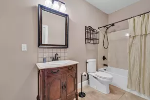 4801 Meadow Lake Dr, Crestview, FL 32539 - Photo 19