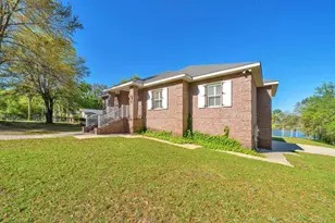 4801 Meadow Lake Dr, Crestview, FL 32539 - Photo 7