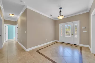 4801 Meadow Lake Drive, Crestview, FL 32539 - Photo 9