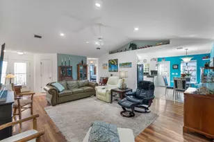 2061 Bahama Dr, Navarre, FL 32566 - Photo 17